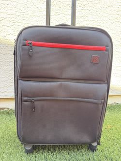 protege carry on luggage