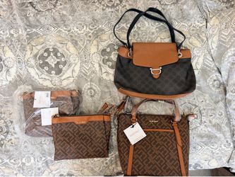 Ellen Tracy Purses