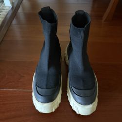 ZARA BLACK SWEATER ANKLE BOOTS, Size 36