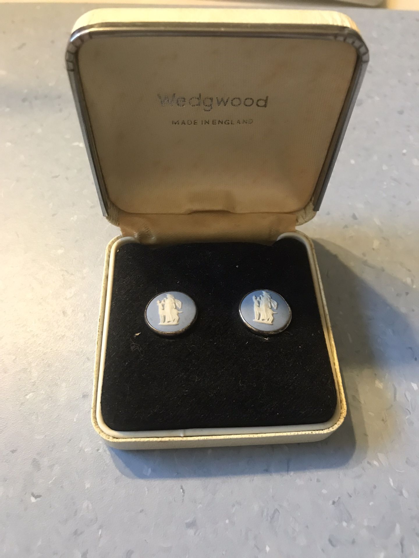 Used excellent Wedgwood Jasperware Blue silver Earrings w/ original case