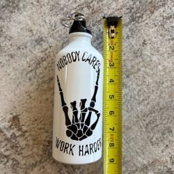 Aluminum water bottle