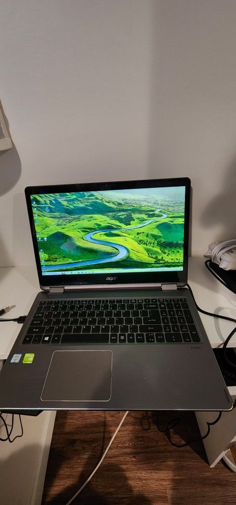 Acer Aspire R15