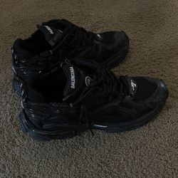 Balenciaga Runner 