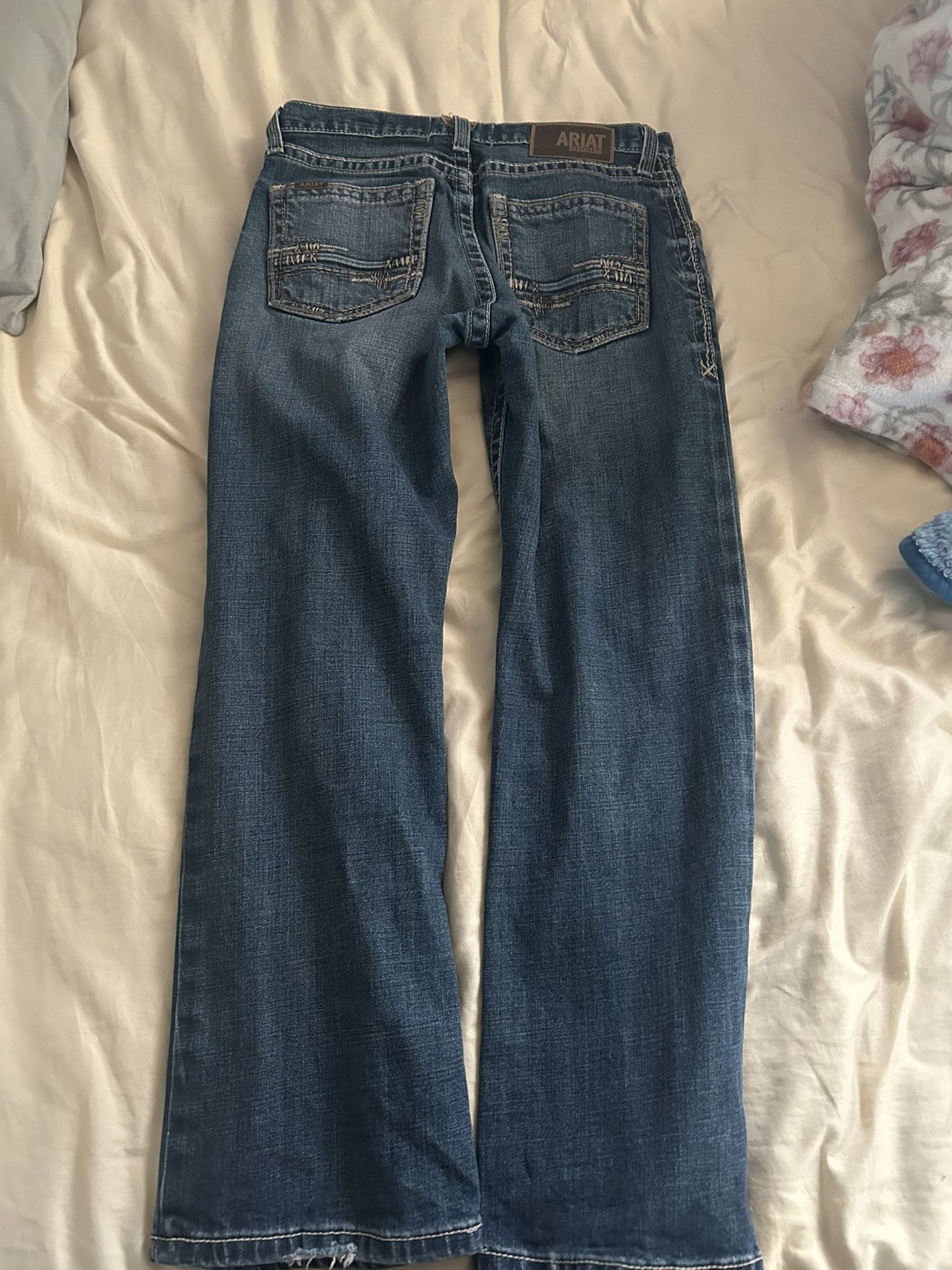 Boot Cut Ariat M4 Jeans Men’s Size 30x30 ( Barely Used)