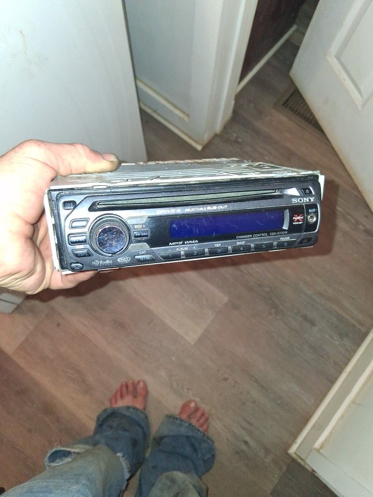 52 ×4 Sony Xplode Stereo