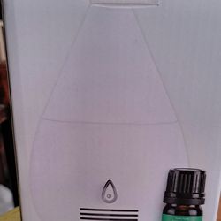 New in box mini essential oil diffuser