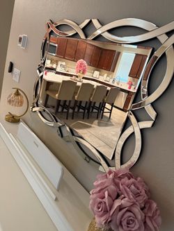 Wall mirror
