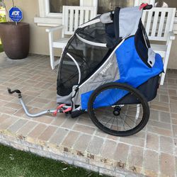 2 child bike trailer with cup holders! 