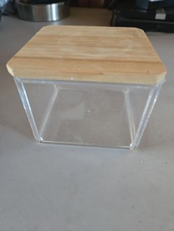 Container $3