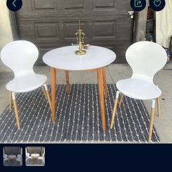 Table With 3 Chairs Open Box 