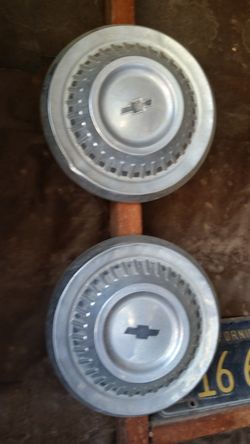 Set of 4 hubcaps