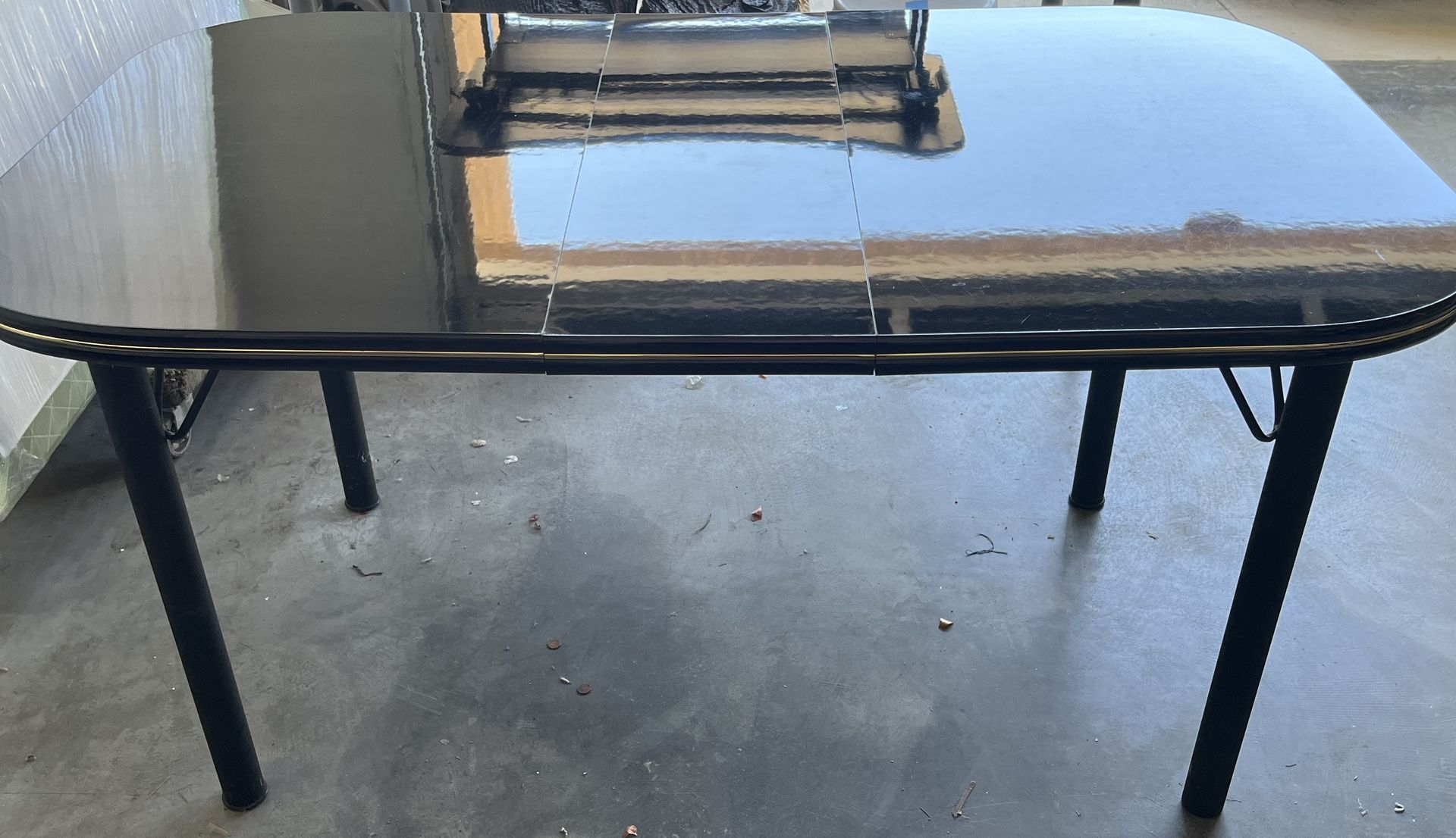 Extendable Table