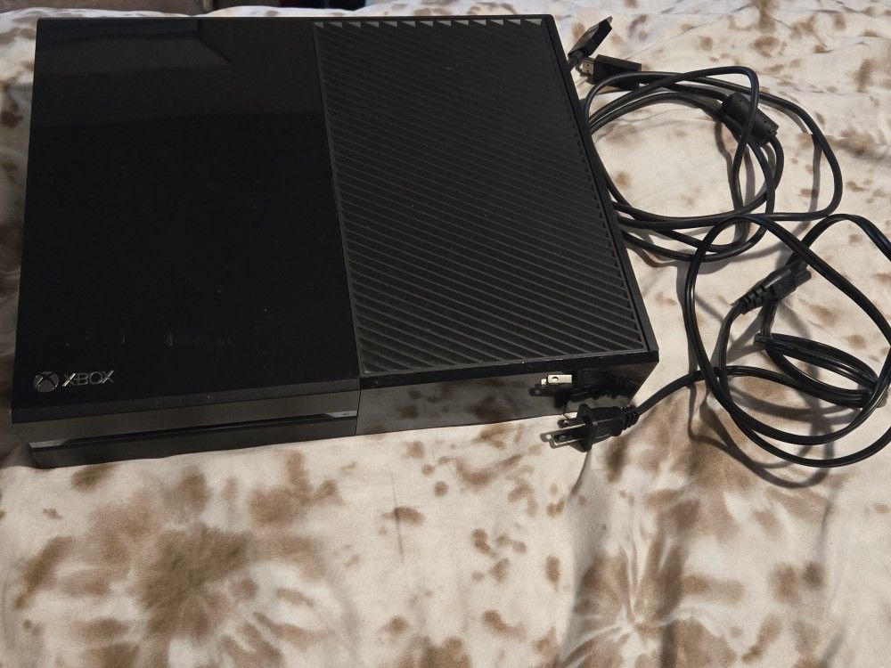 XBOX ONE 500GB With All Cords