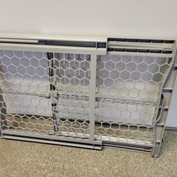 Expandable Baby Gate