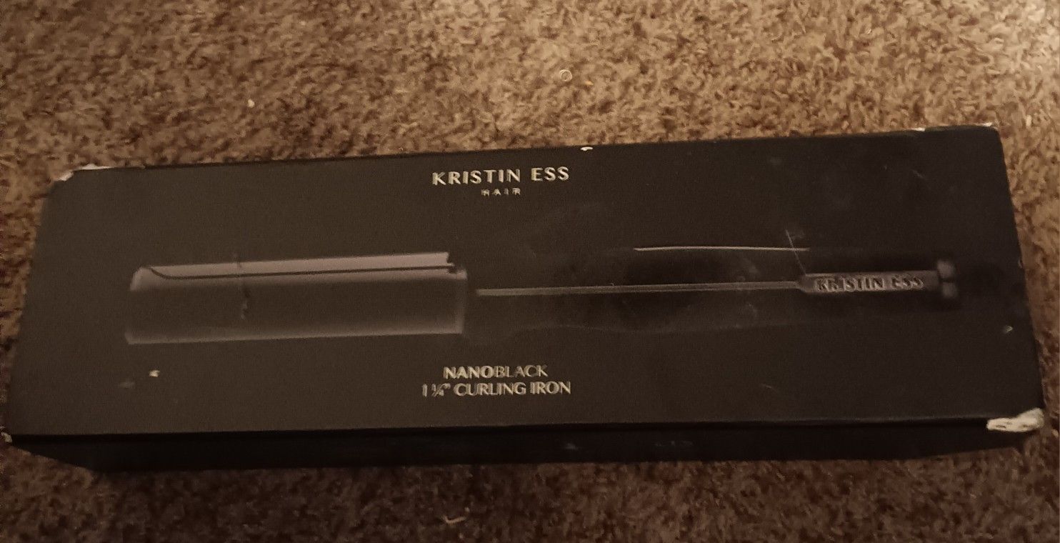 Kristen Ess Hair NanoBlack 1 1/4 Curling Iron