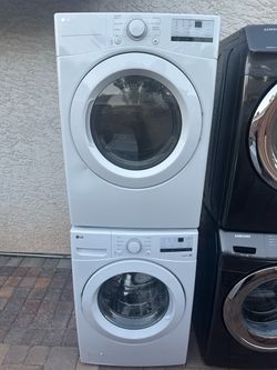 Like New Lg Electric Stakcable