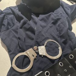 Women's cop Halloween costume