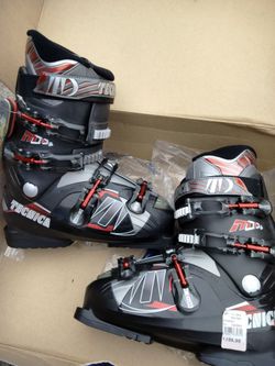 Ski Boots New Mens 8.5 / Women's 9.5 Tecnica  New
