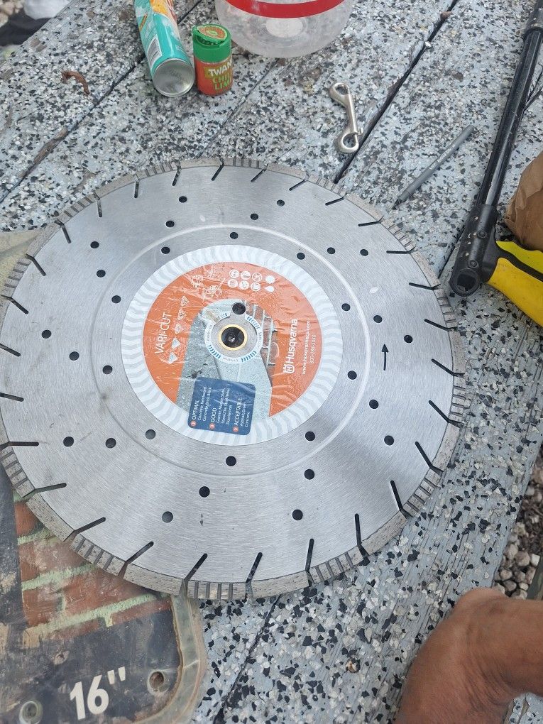 16 In  Husqvana Concrete Blade New