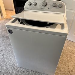 2018 Whirlpool Washing Machine