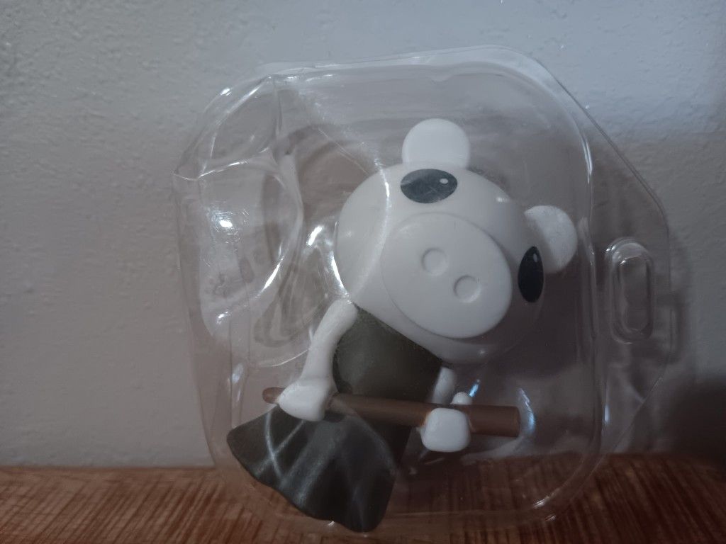 Piggy Series 1 Figurine