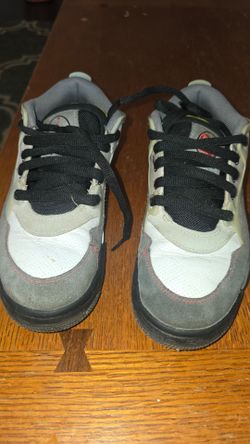 Boy shoes