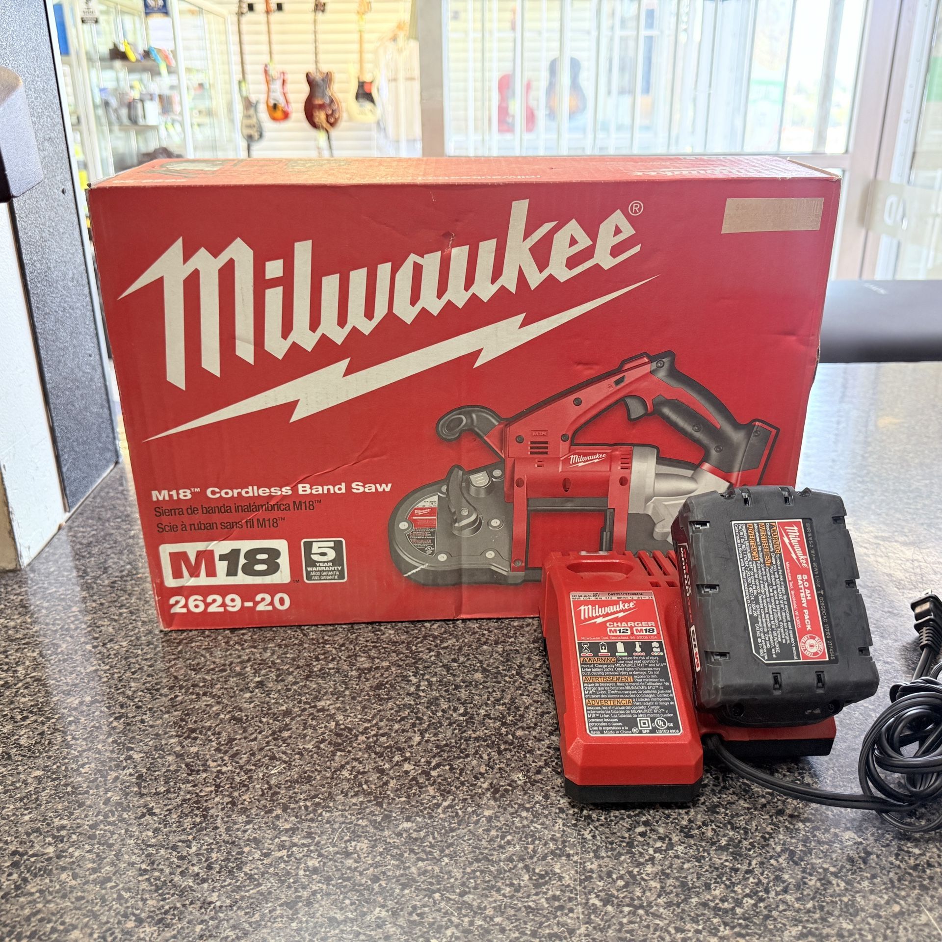 Milwaukee Bandsaw, Model: 2629-20