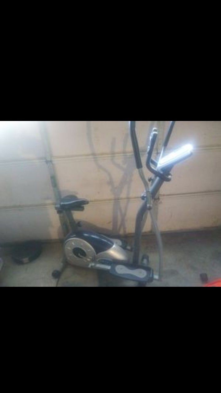 Cardio dual trainer elliptical