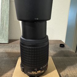 📸 Nikon 55–200mm DX Zoom Lens – Never Used 