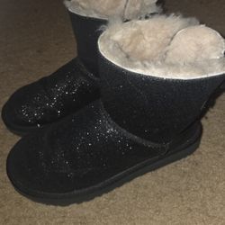 Uggs -Size 8