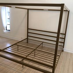 King Size Canopy  Bed Frame (Gold)