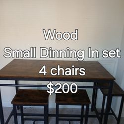 Wood Dinning Table/4 Wood Chairs