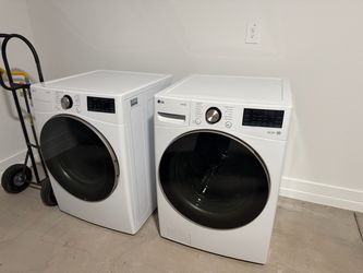 LG Washer & Electric Dryer Set – Less Than 1 Year Old