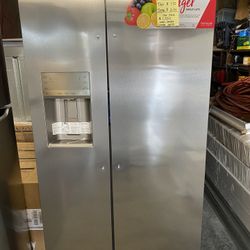 Refrigerator 