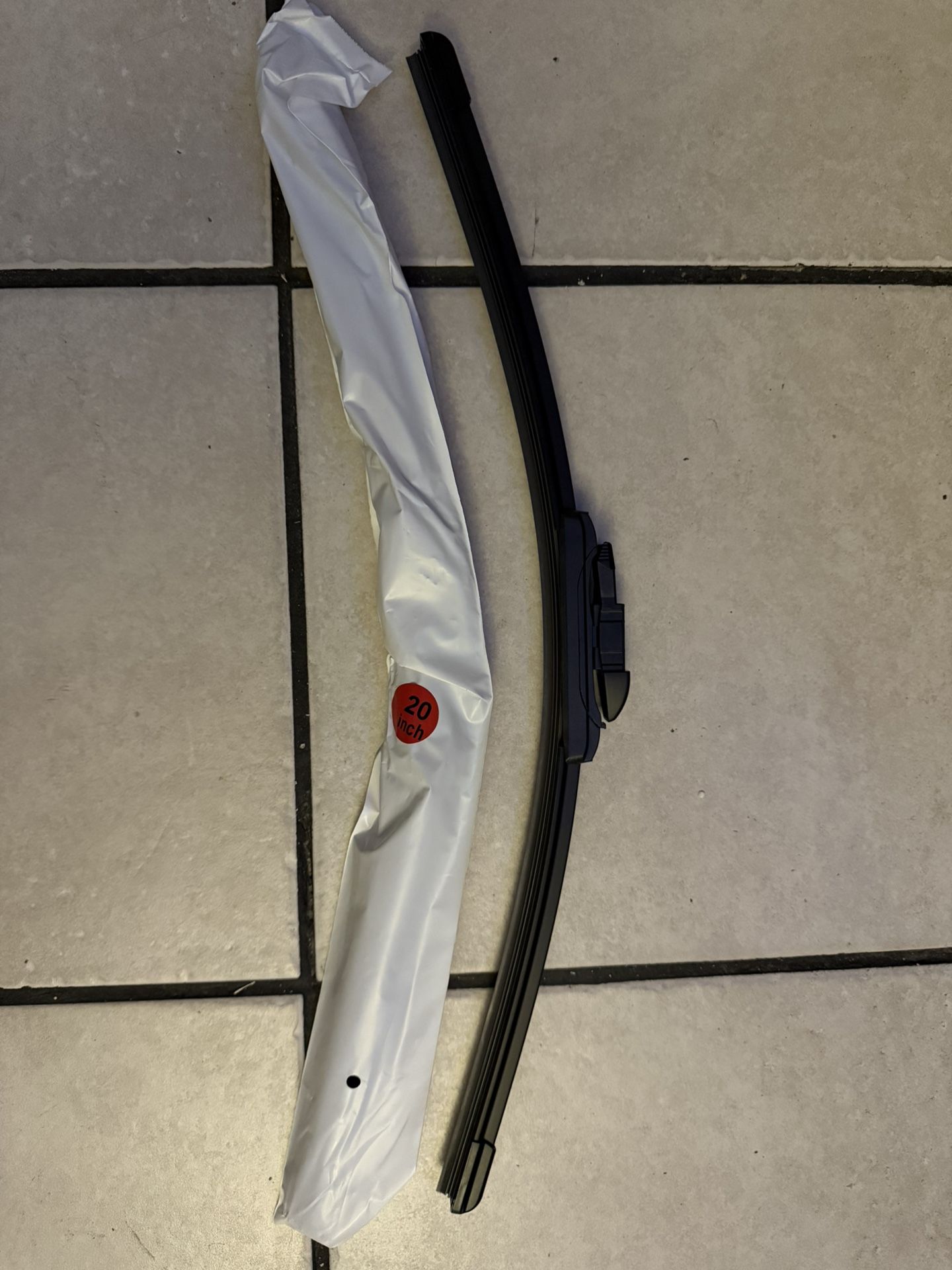 Pair Of windshield wiper Of 20” Mark Otuayauto
