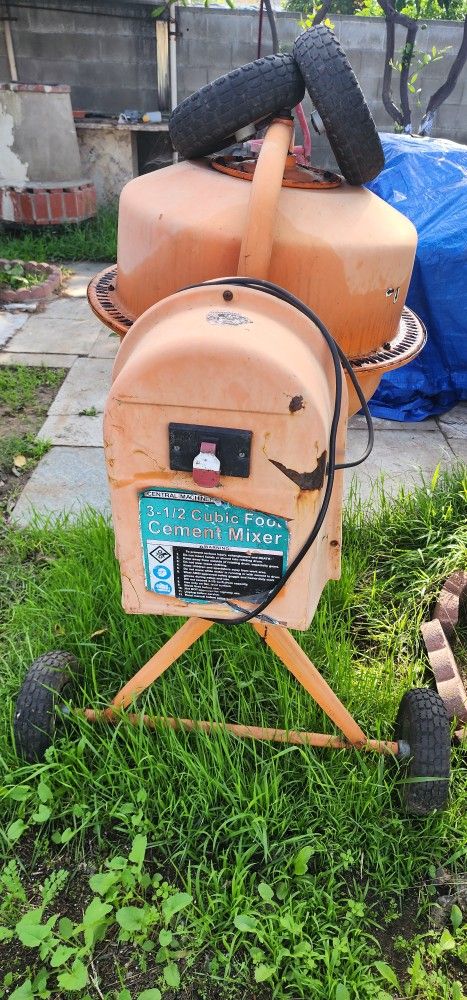 Cement Mixer