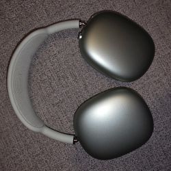 Airpod Maxes