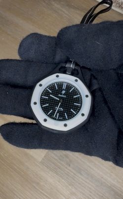 Royal pop AP swatch