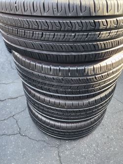 Selling (4] tires 225/65r17 Hankook kinergy dot 2023