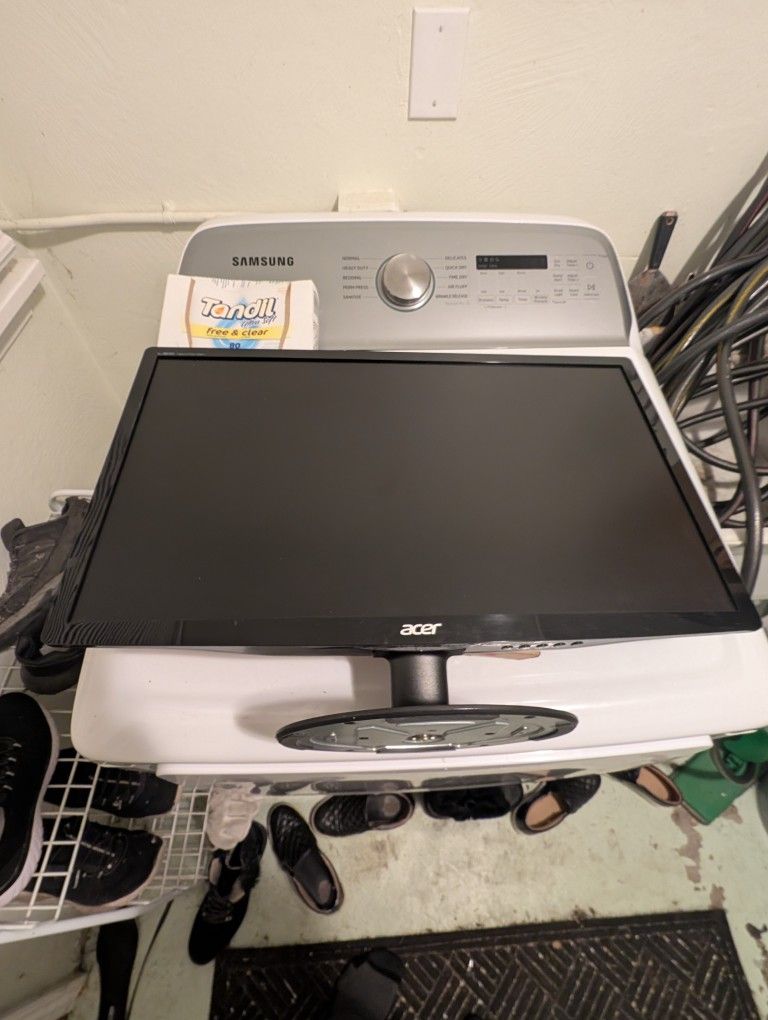 24in Acer Computer Monitor
