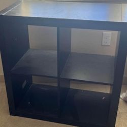 Cube Stand 
