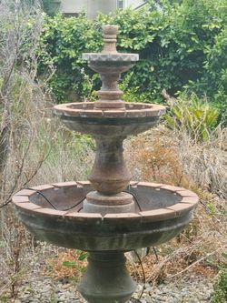 3 Tiered Outdoor Concrete Fountain