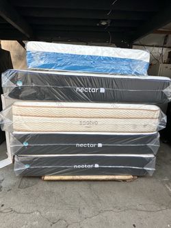 ☎️📲📞call or Tex (213)713-74-89      Nectar Mattress.             Nectar Premier king Size  - 13" Memory Foam Mattress     New Mattress in a plastic