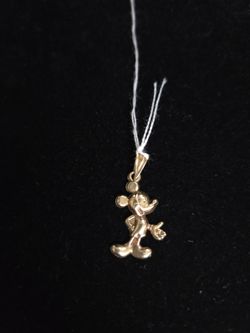 14k Gold Animal Pendant