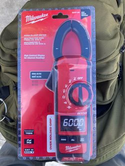 Unopened Milwaukee 600A Clamp Meter