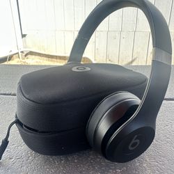 Beats Solo 4 Headphones Brand New