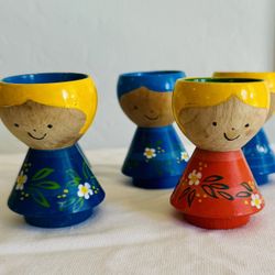 5 HELEN & MOGENS LYHOLMER HANDPAINTED DANISH WOODEN EGG CUPS