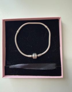 Pandora Moments Barrel Clasp Snake Chain bracelet