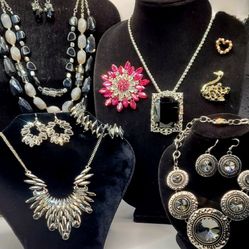 Vintage Jewelry Lot