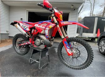 /// 2021 BETA 300RR Race Edition /// - $5,700 (Glastonbury)